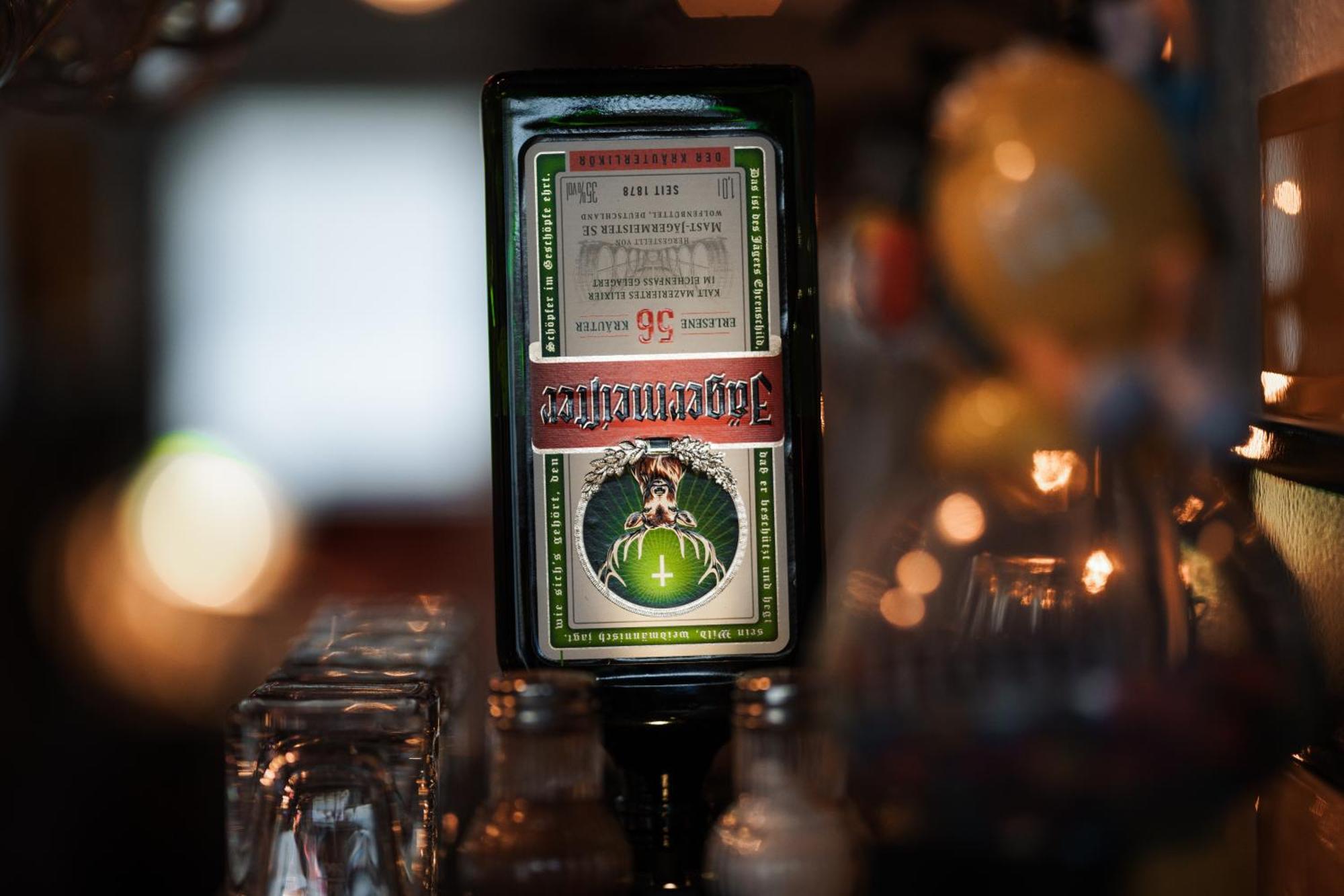 Hostel MHG Exteriör bild Jägermeister