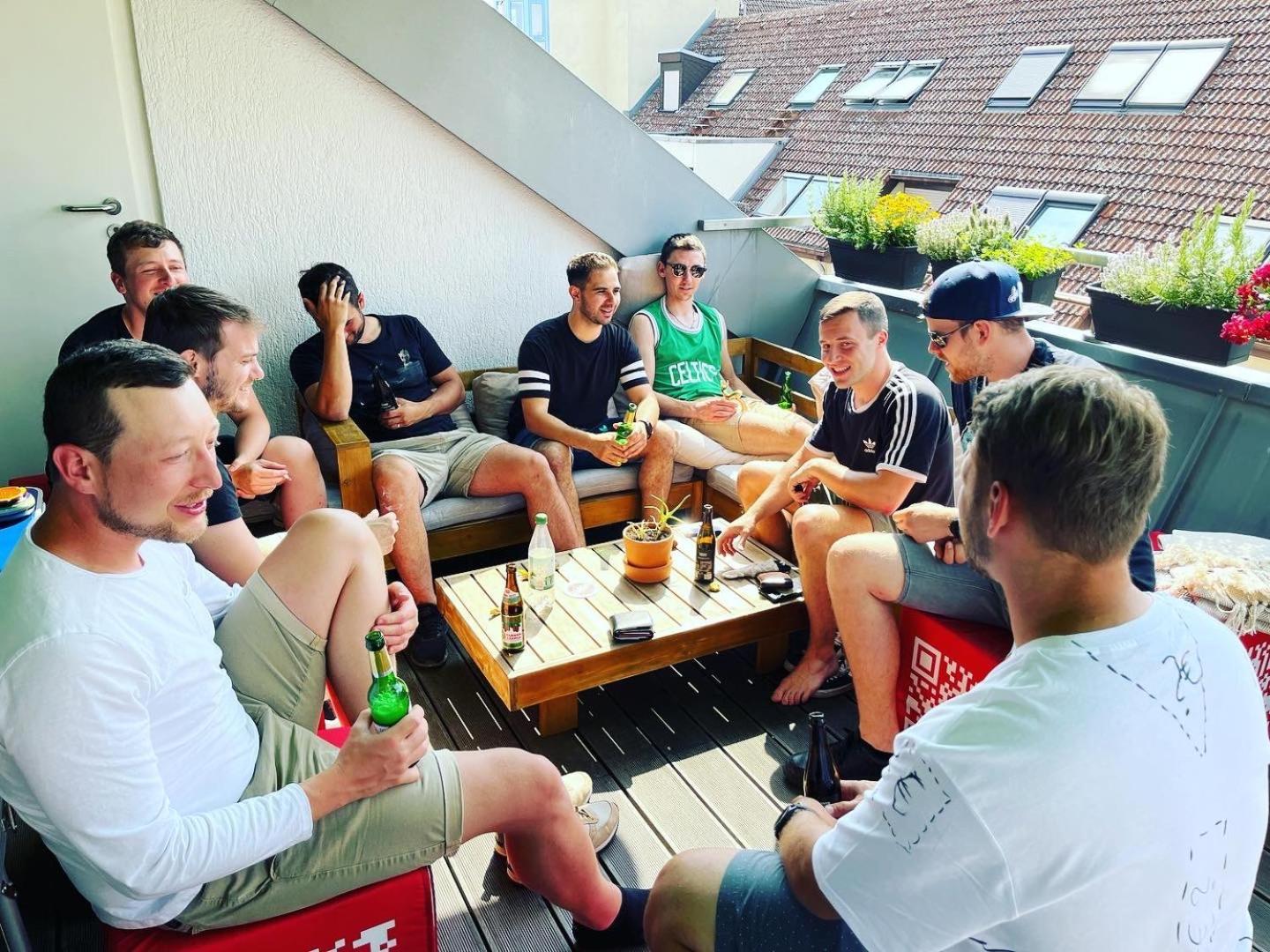 Hostel MHG Exteriör bild The team of the German national team at the 2018 Tour de France