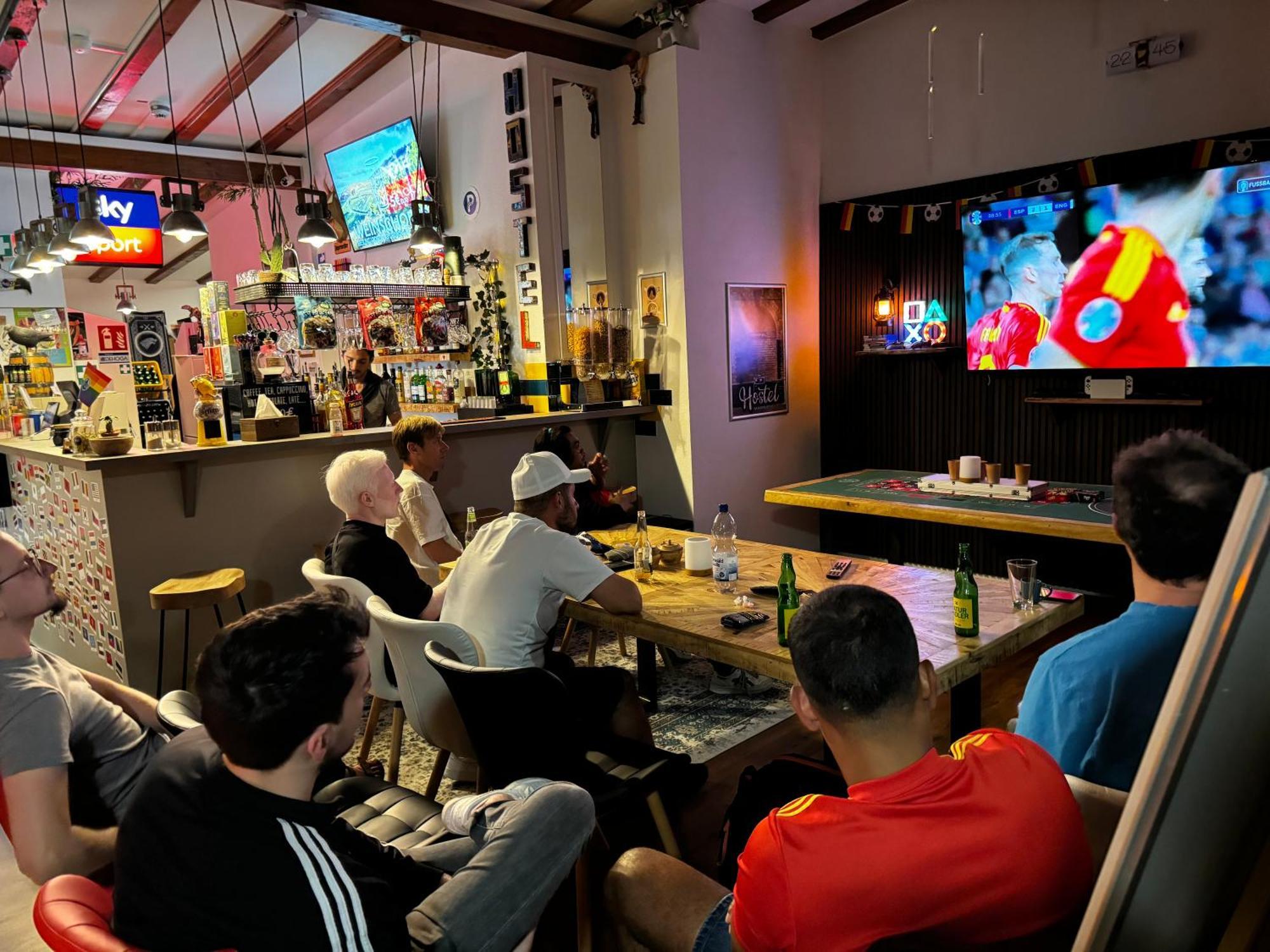 Hostel MHG Exteriör bild Sky Sports broadcast of the 2019 Tour de France